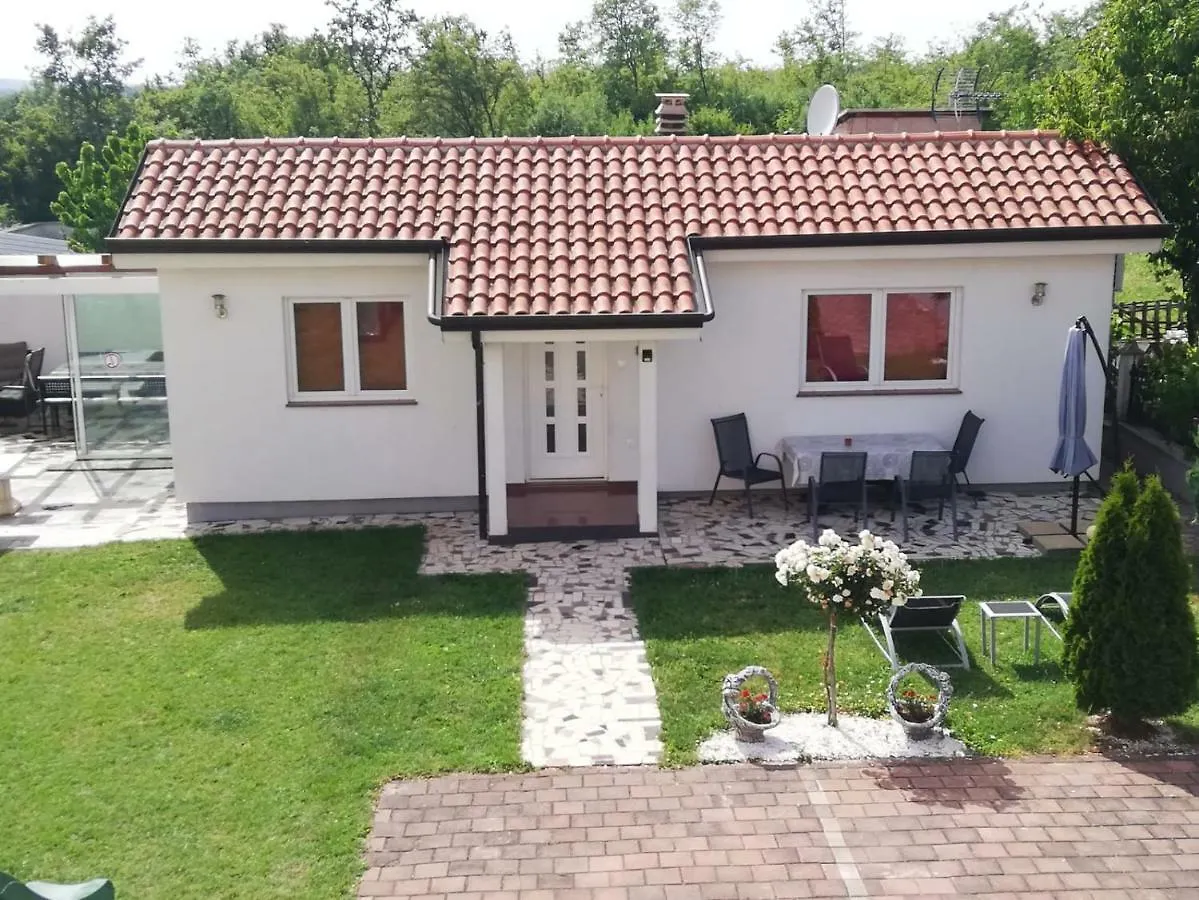 Radmani Apartments Porec