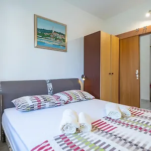 Ana , Novi Vinodolski Chorwacja