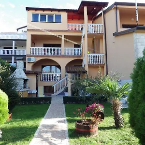Zdravko , Štinjan Chorwacja